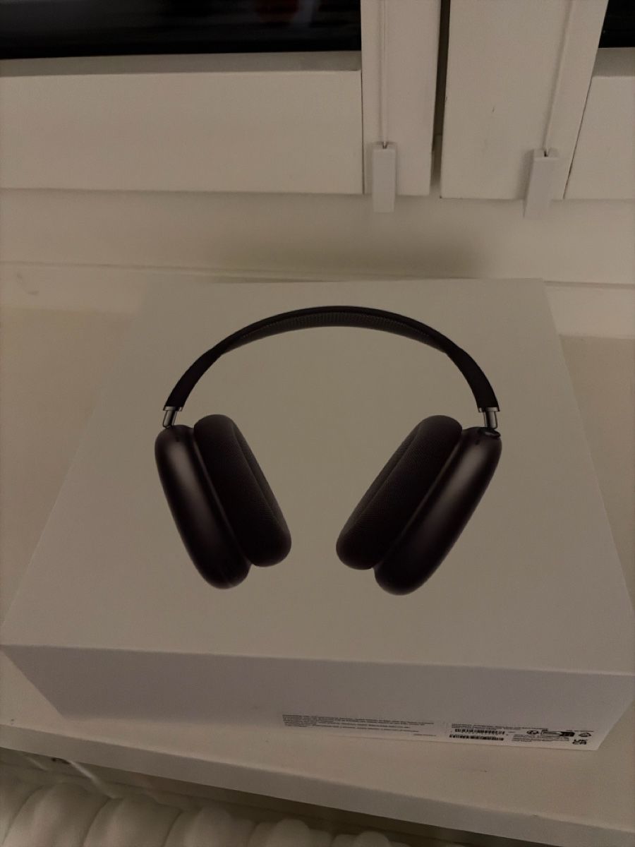 Apple Casques audio: Apple AirPods Max Kopfhörer Space Grau mit Smart Case – D'occasion à Interlaken par Interlaken_30800 3