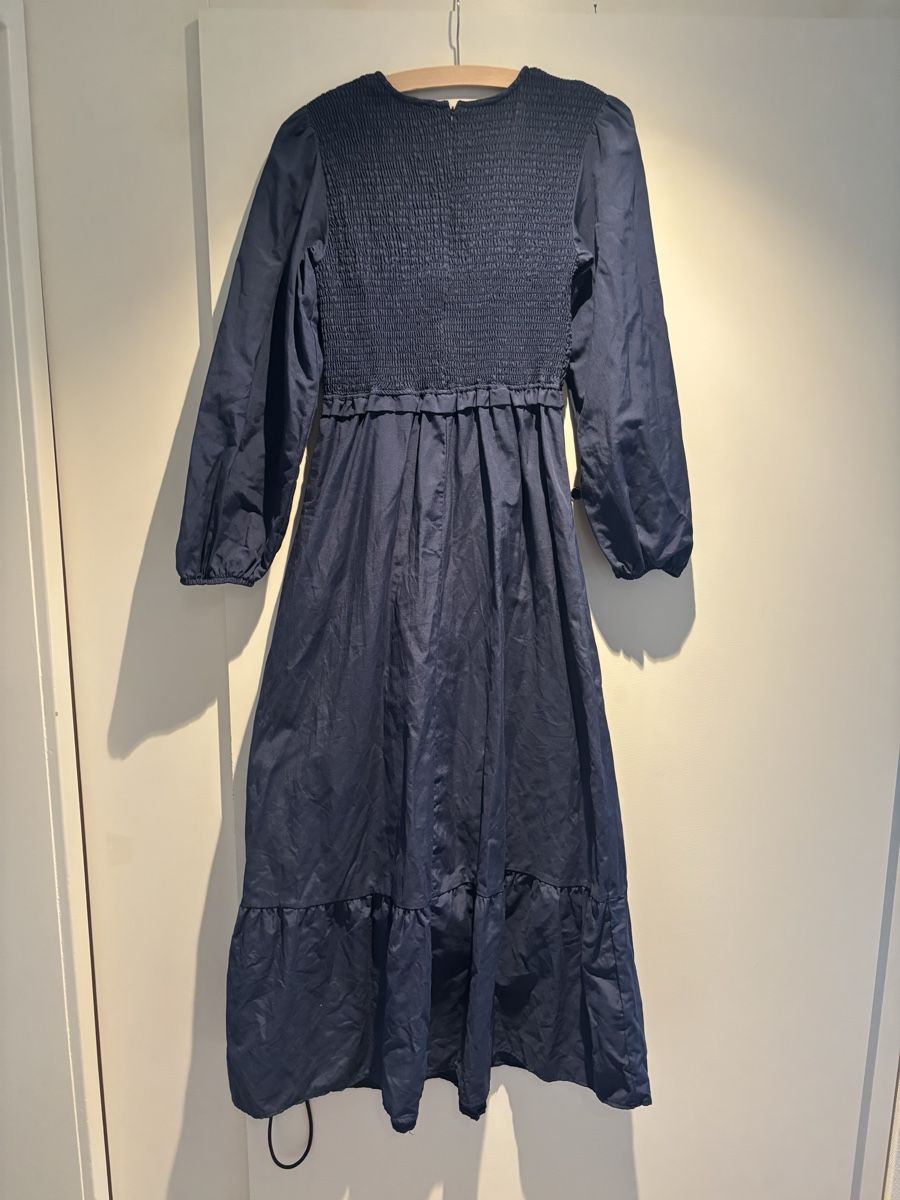 Kleider: Langes luftiges blaues Trendyol Kleid  – Gebraucht aus Winterthur von beijaflor777 3