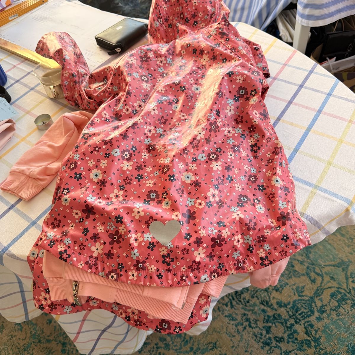 Jacken & Mäntel: Set Jacken Zwillinge 128 – Gebraucht aus Kreuzlingen von MarryBrokante