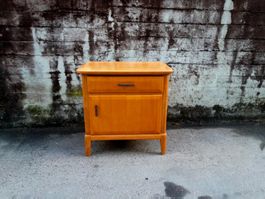 Vintage Nachttisch / Kommode
