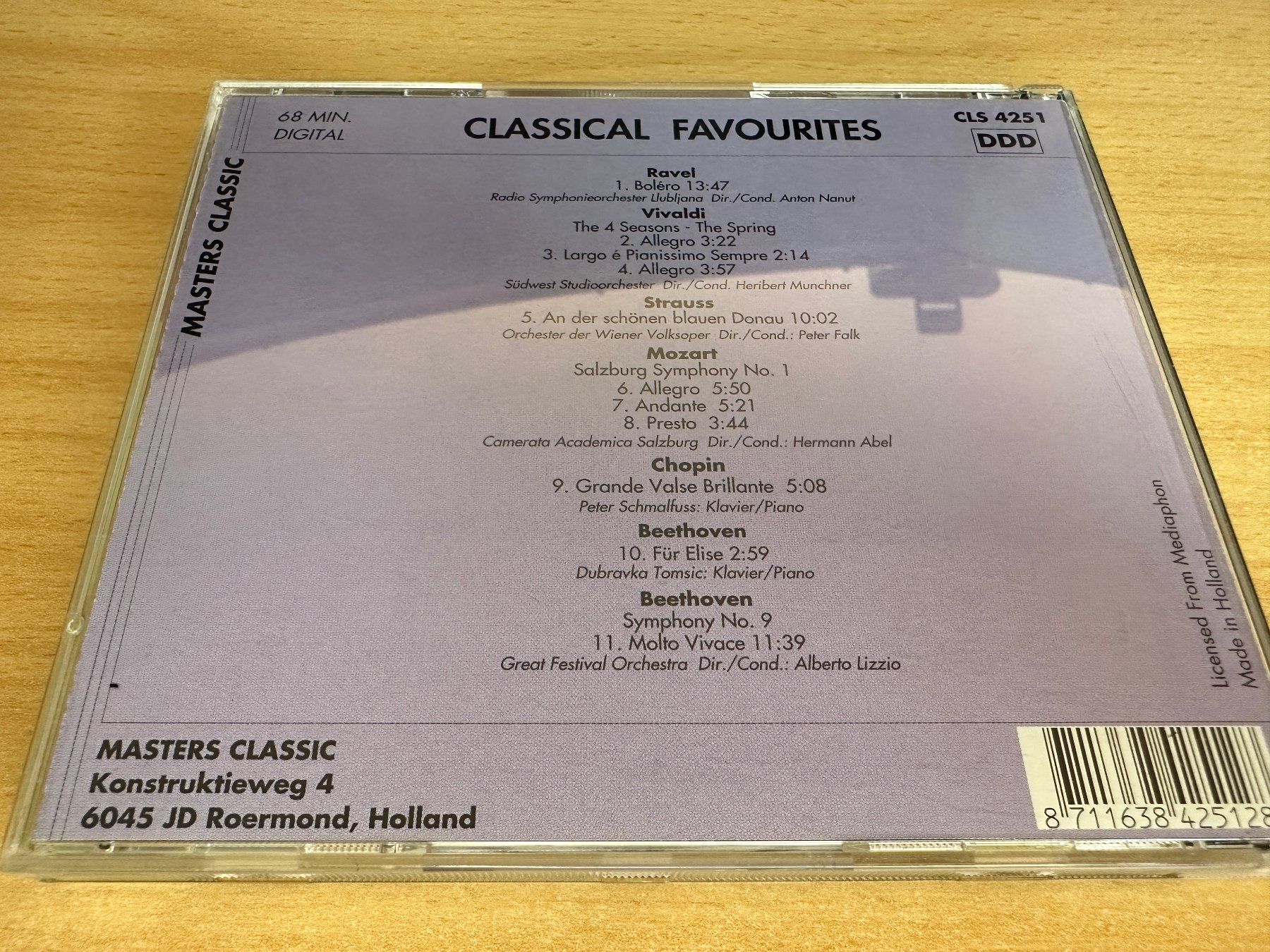 CD: Various – Classical Favourites – Usato da Rikon im Tösstal venduto da Alpenmutz 1