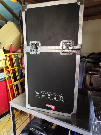 versch. Flightcase Schwarz Aluminium gebrauchter Zustand