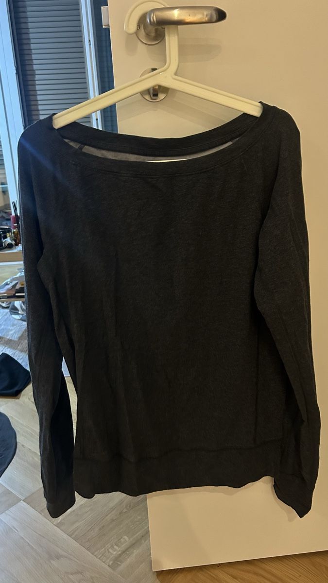 Nike Maglioni & Felpe: Sport Sweatshirt Nike – Usato da Zürich venduto da gol_zrr2