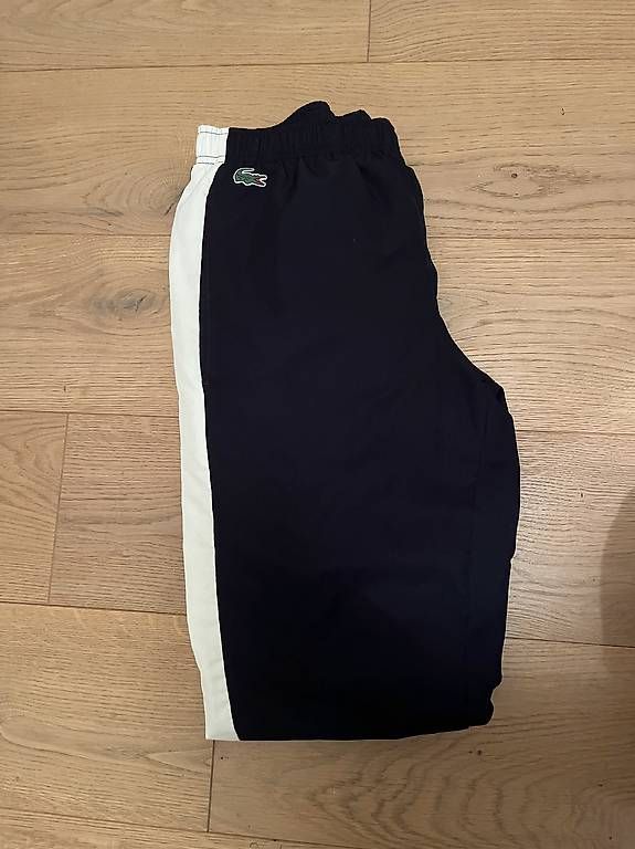 Pantaloni: Lacoste Jogginghose – Usato da Möhlin venduto da nev_lk58 1