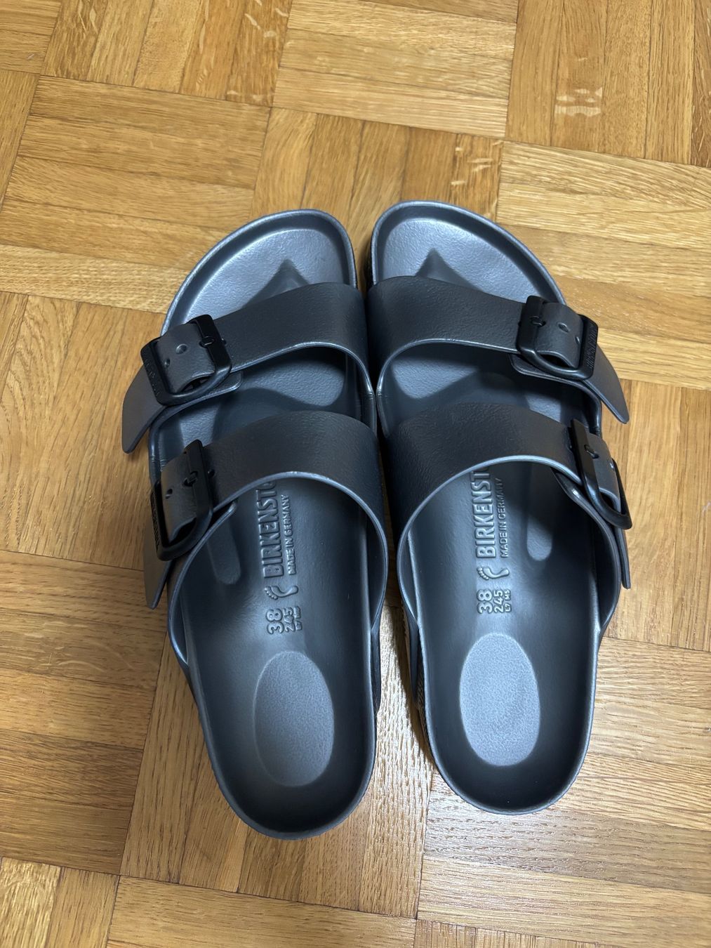 Birkenstock Scarpe da uomo: Birkenstock Arizona Eva – Usato da Luzern venduto da naome 2