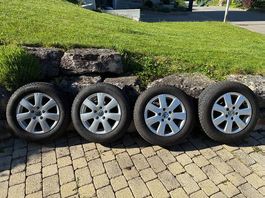 4 Winterreifen 195/65 R15 mit Felgen. Gelegenheit!