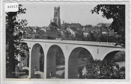 Fribourg - Brücke mit Tram