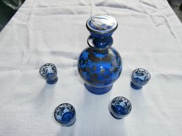 Retro Set Glas Karaffe blau verziert 4 Likör/Schnaps Gläser