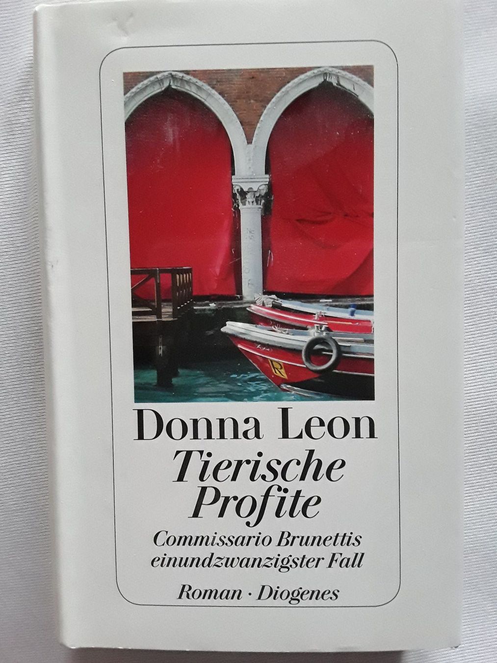Libri: Donna Leon - Tierische  Profite - GB – Usato da Wattwil venduto da tannenmeise73
