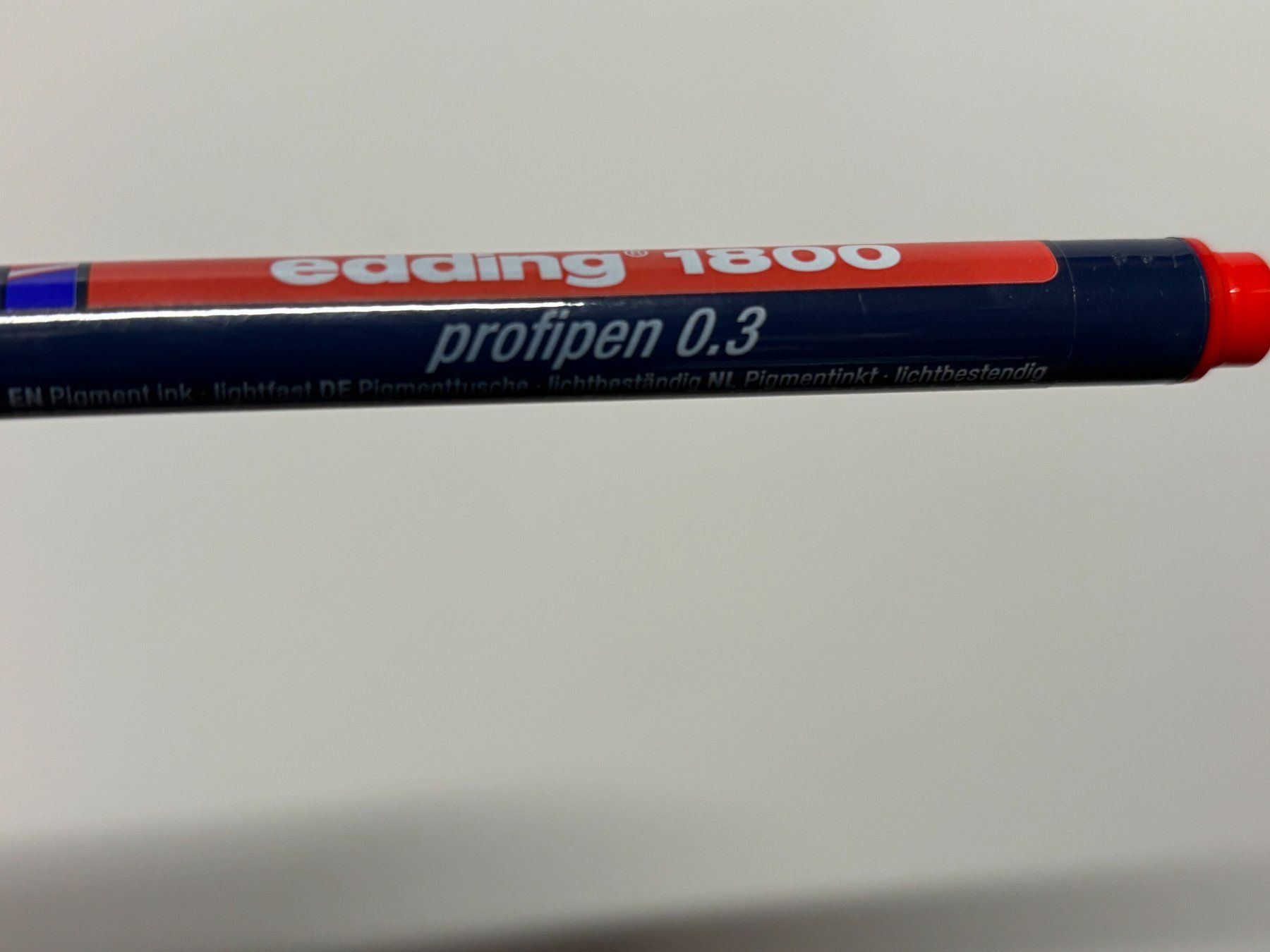 Penna & Evidenziatori: Stylo rouge Edding 1800 neuf – Nuovo (secondo la descrizione) da Salvenach venduto da gwenwywar 2