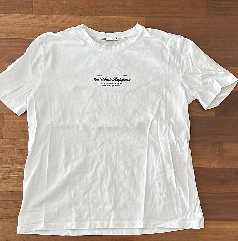 T-shirt: T-Shirts – Usato da Willisau venduto da lev_f6dx 1