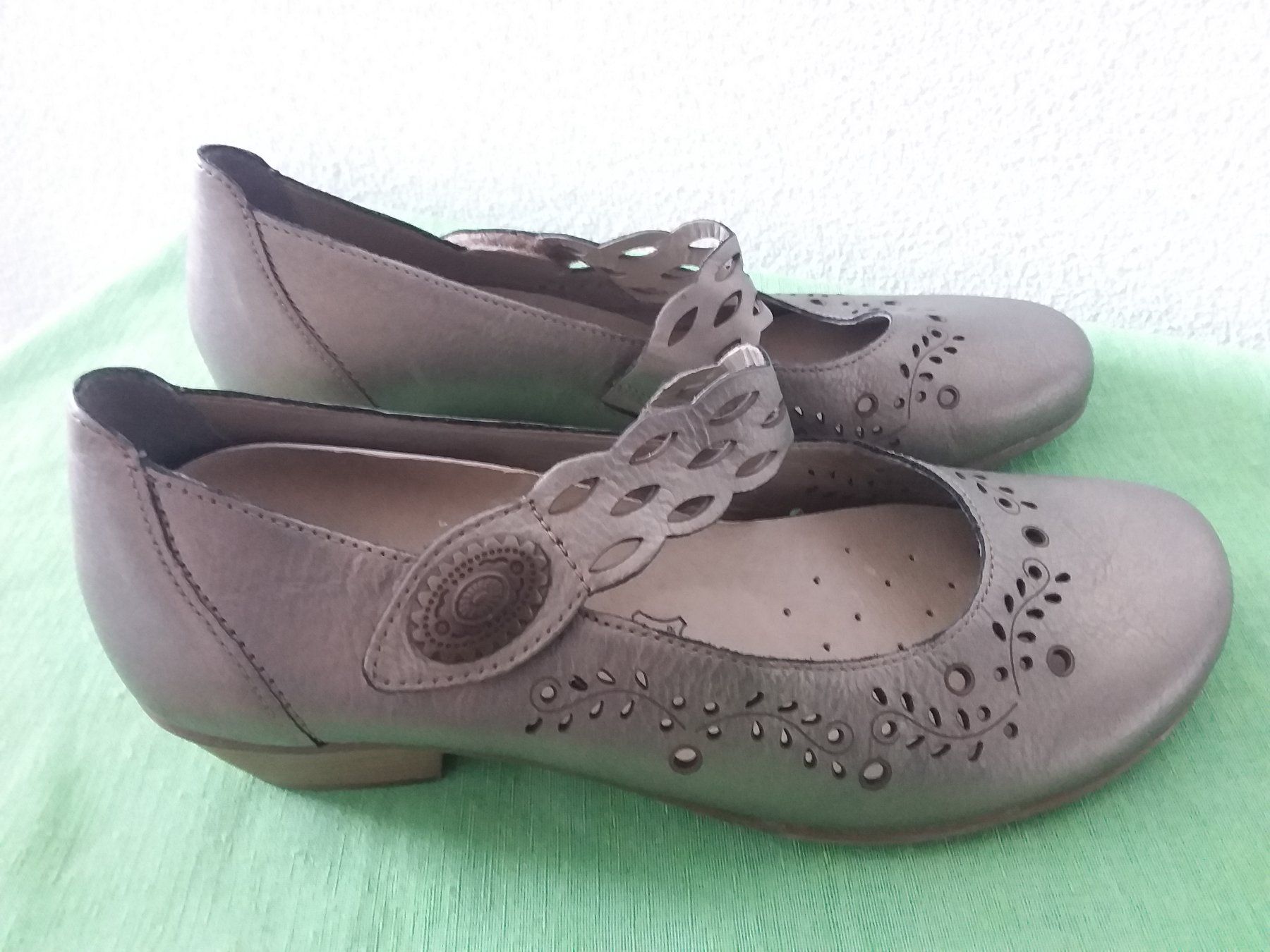 Damenschuhe: REMONTE Damenschuhe Gr 37 – Gebraucht aus Uitikon Waldegg von Risibisi7 1