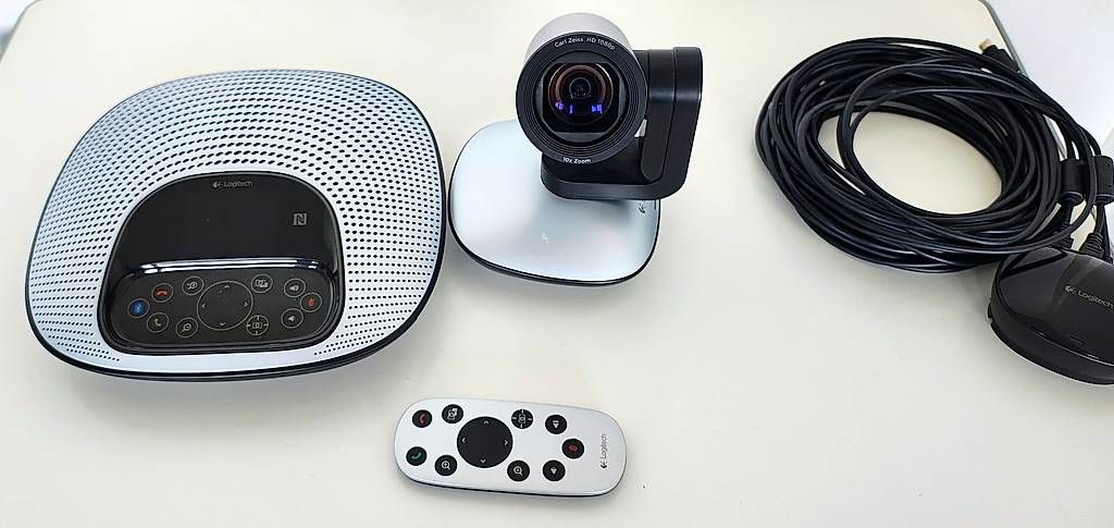 Caméscopes: Logitech Group Konferenzkamera & Freisprecheinrichtung – D'occasion à Bülach par Surbetone 2