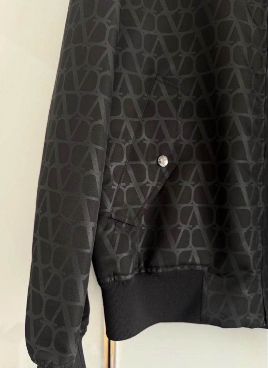 Valentino Giacche: Valentino Garavani Jacke – Usato da Dübendorf venduto da MariaS. 2