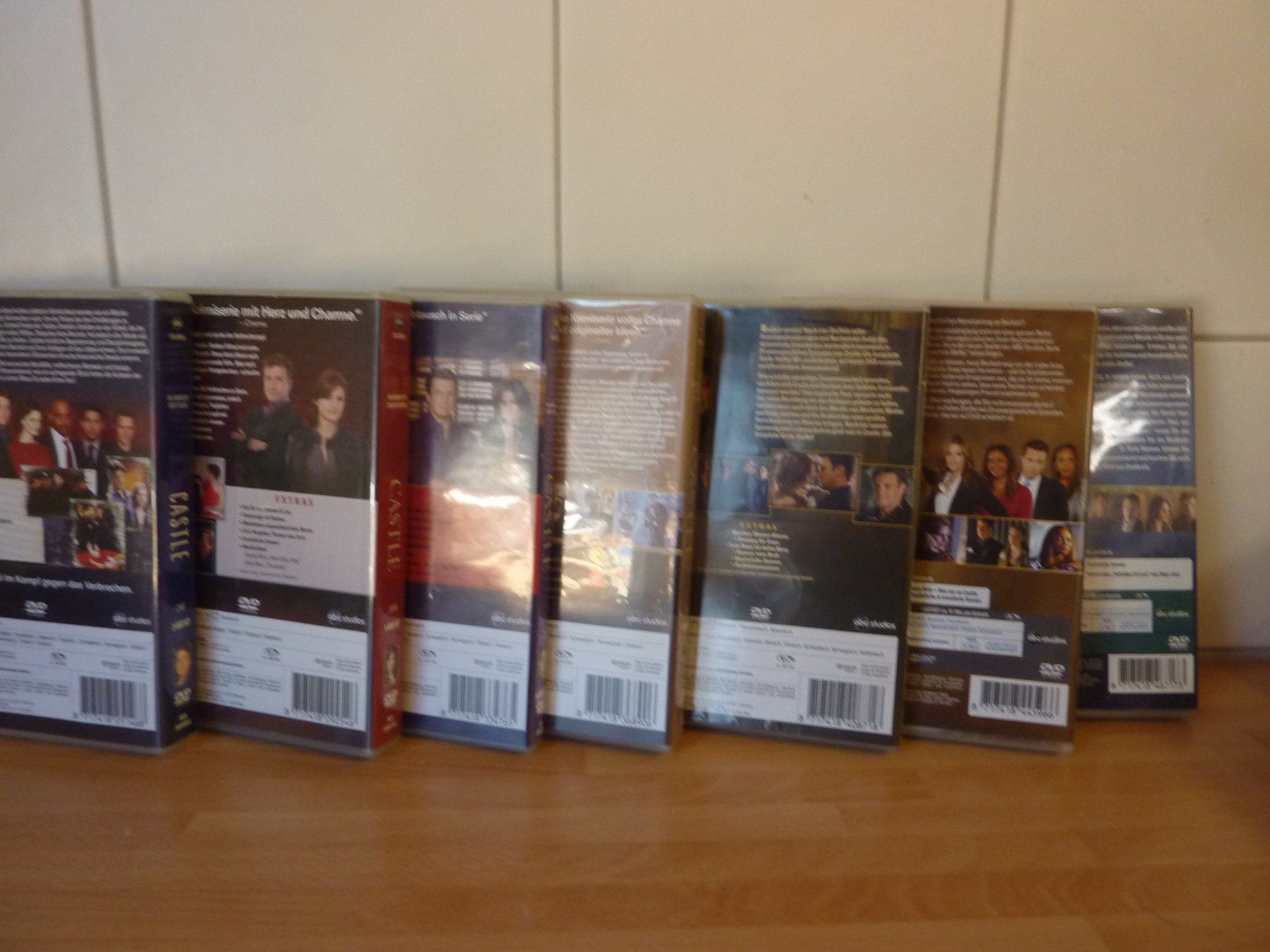 Tutti i DVDs: Castle Staffel  1 - 7 – Usato da Niederscherli venduto da Zahnd1 1