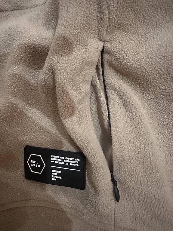 Zara Pullover & Sweatshirts: Fleece Hoodie Zara Gr. 152 – Neu (gemäss Beschreibung) aus Luzern von cam_f7qx 3