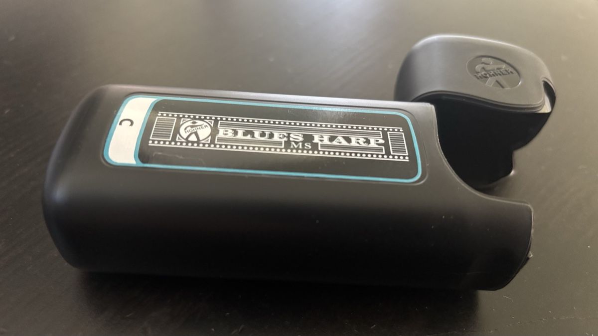 Hohner Strumenti musicali: Brand new Hohner Blue Harp Harmonica – Nuovo (secondo la descrizione) da Binningen venduto da Blofelds_cat 2