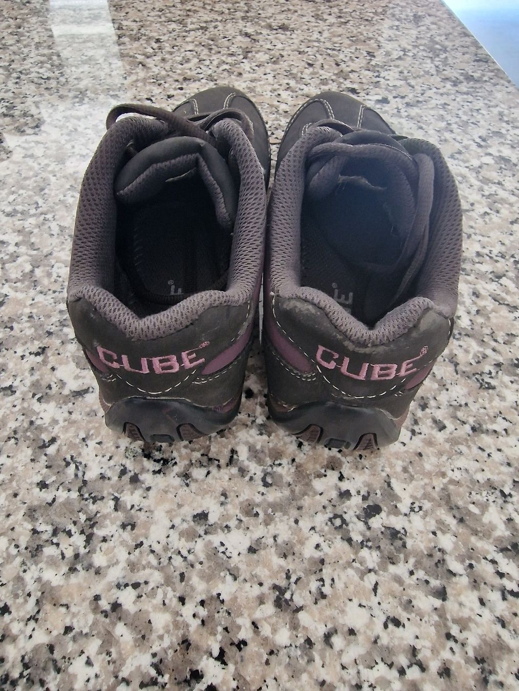 Cube Scarpe da donna: Cube Schuhe – Usato da Oberbipp venduto da tori17 1