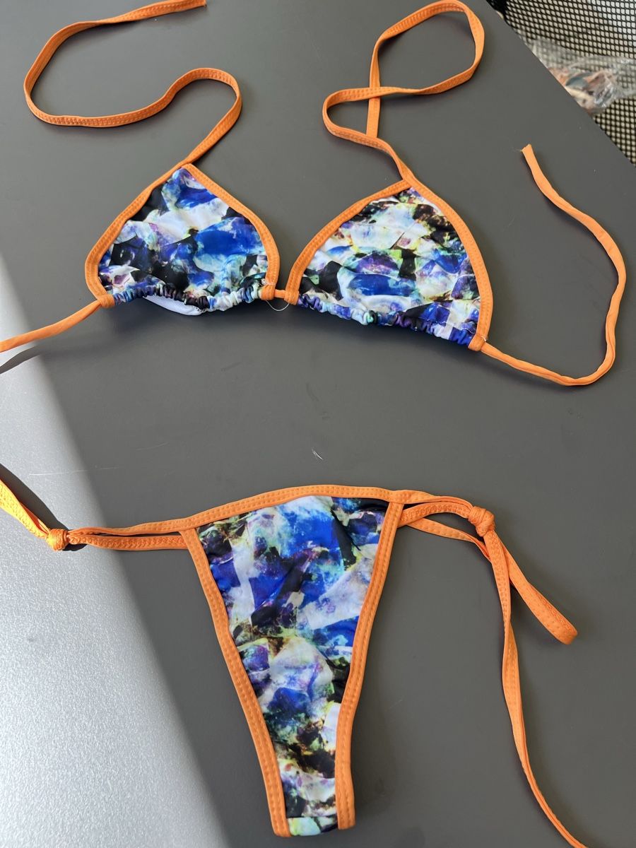 Costumi da bagno & Bikini: Bikini Brazilian – Nuovo (secondo la descrizione) da Eglisau venduto da Hermes10