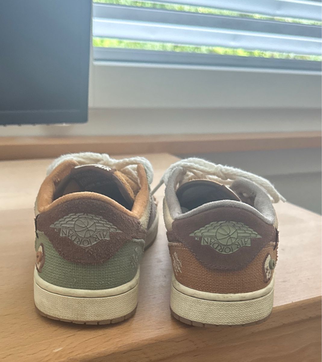 Jordan Scarpe da uomo: Air Jordan 1 low og voodoo sneaker – Usato da Bärau venduto da jes.sch83 1