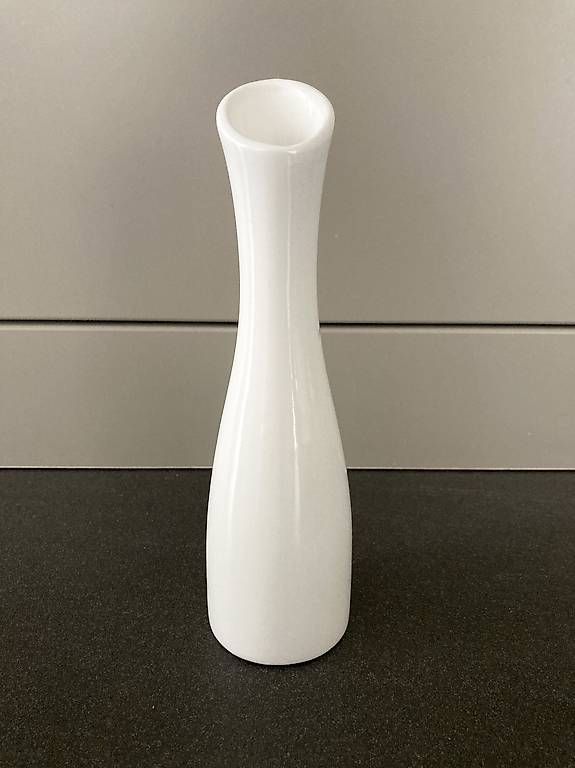 Vasen & Gefässe: Schlichte Vase  – Gebraucht aus Muttenz von jea_2wtm