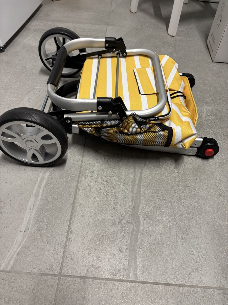 Sonstiges für Haushalt & Wohnen: Chariot de courses grandes roues comme neuf – Gebraucht aus Salvenach von gwenwywar 5
