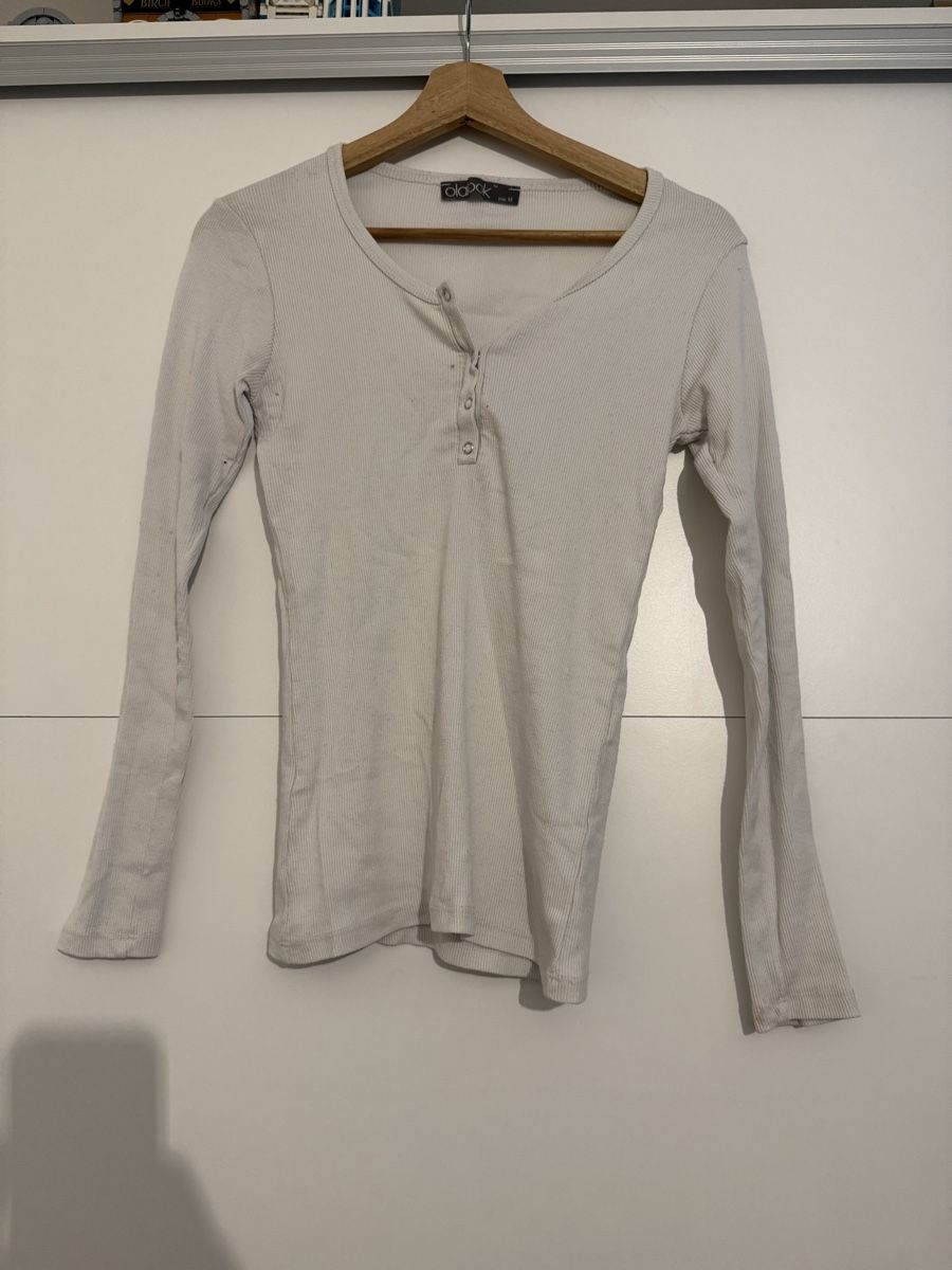 Top: Schickes Langarmshirt Grösse M – Usato da Rebstein venduto da Tuerkii