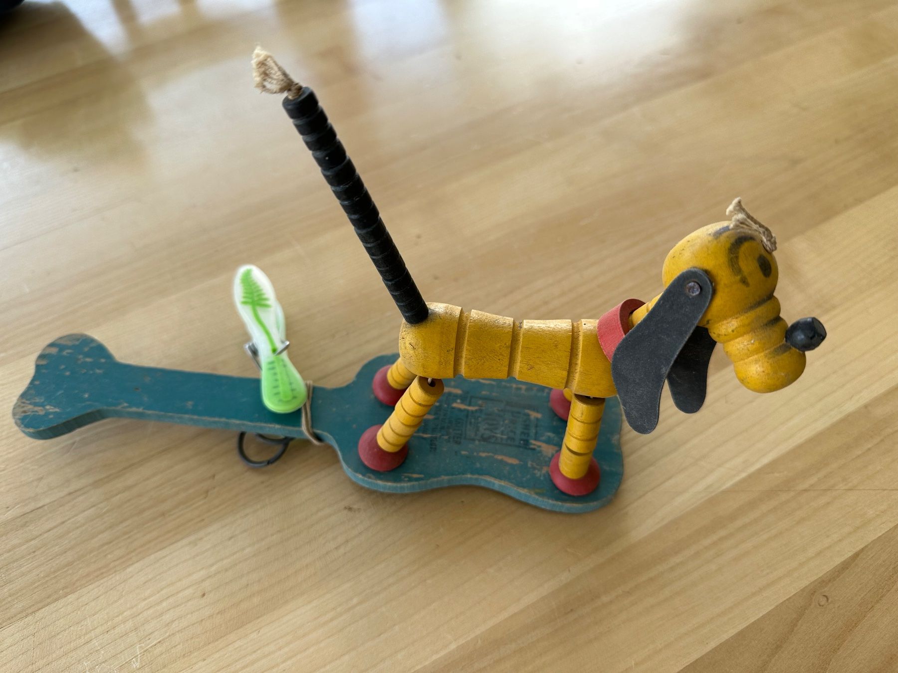 Disney Spielzeuge: Drückfigur antik Pluto – Gebraucht aus Zürich von ruedigg 1