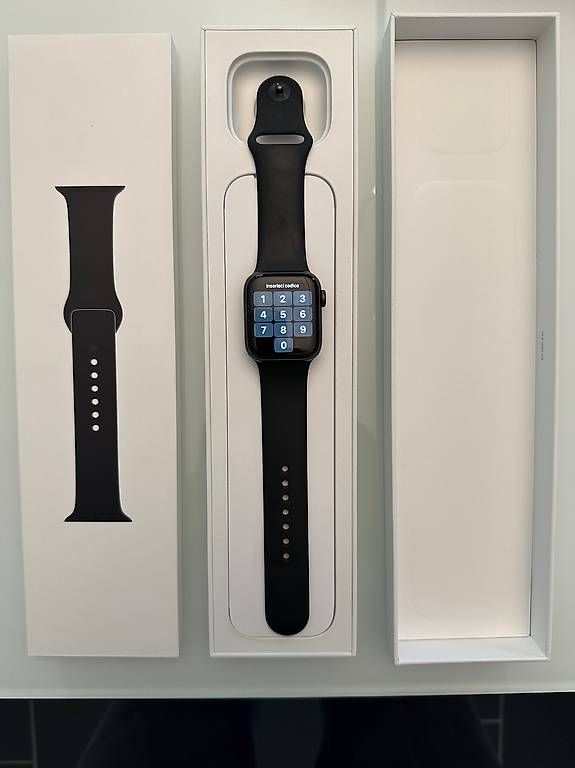Smartwatch: iWatch Serie 6 Cellular – Usato da Claro venduto da Pugno67