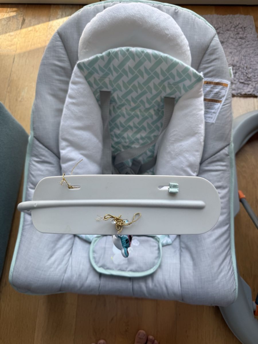Sdraiette & Sdraiette a dondolo: Baby Rocker  Grey/Mint Good Condition – Usato da Zürich venduto da PetiteSeller 1