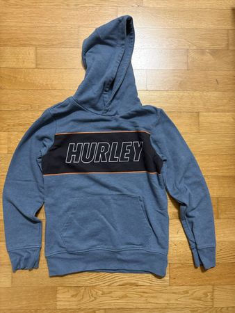 Pulli Hurley Gr. 140 wie neu