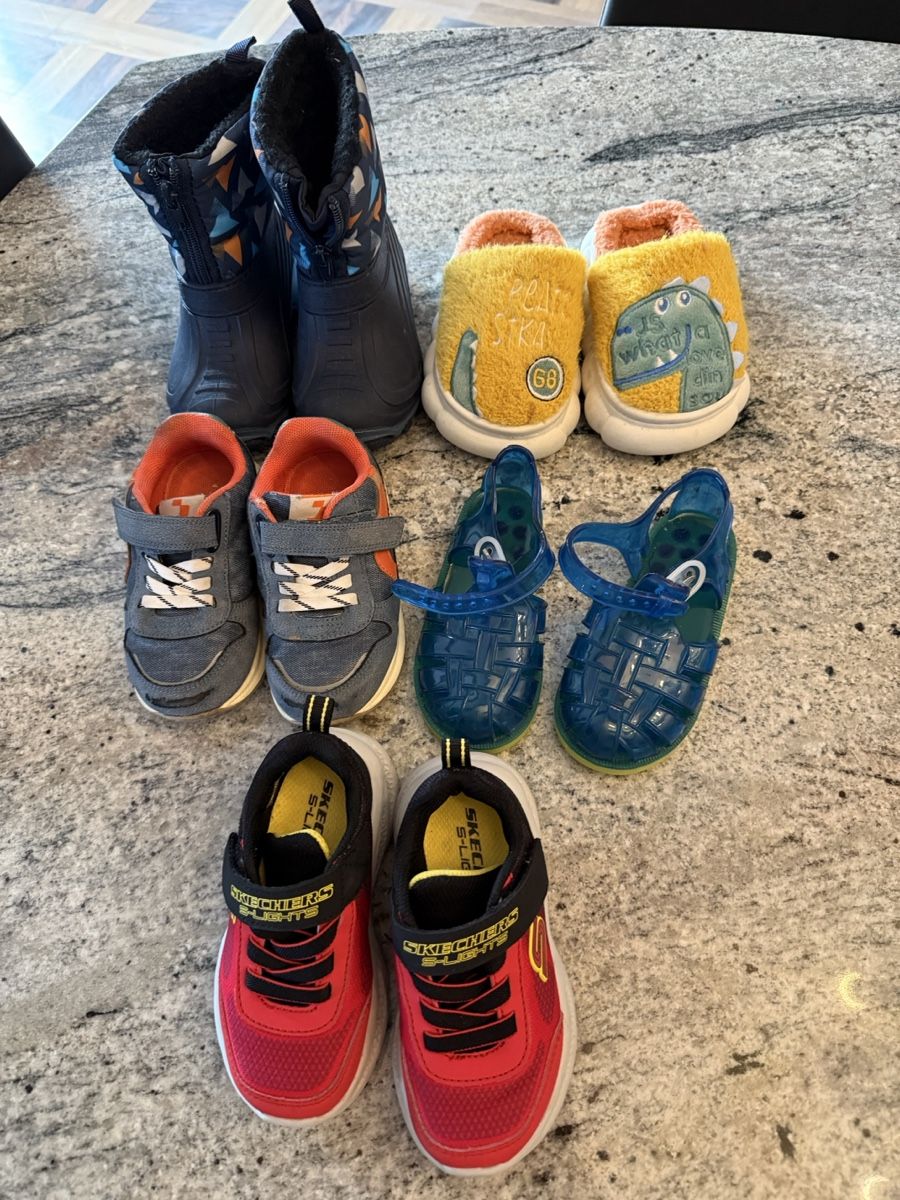 Chaussures garçon: Kinderschuhe, Grösse 24 – D'occasion à Steckborn par Diana.84