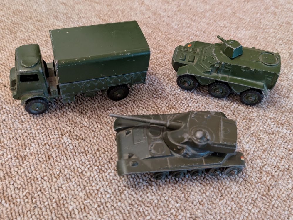 Dinky Toys Modellini d'auto: Dinky Toys Militärfahrzeuge – Usato da Itingen venduto da wali19