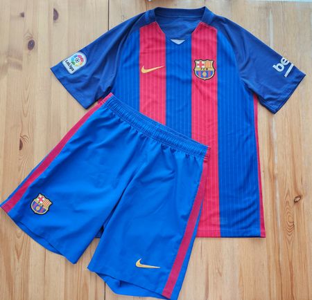 FC Barcelona Komplettdress Grösse M FCB Barca Trikot + Hose