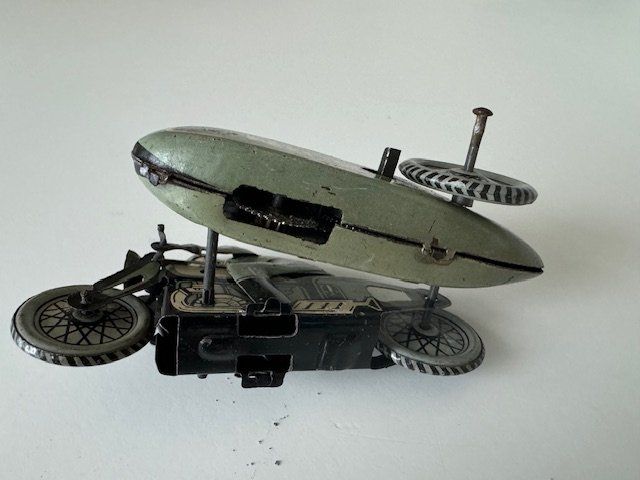 Spielzeuge: SIDE CAR MILITARE GIAPPONE FUNZIONANTE – Gebraucht aus Davesco-Soragno von cap_67b9 2