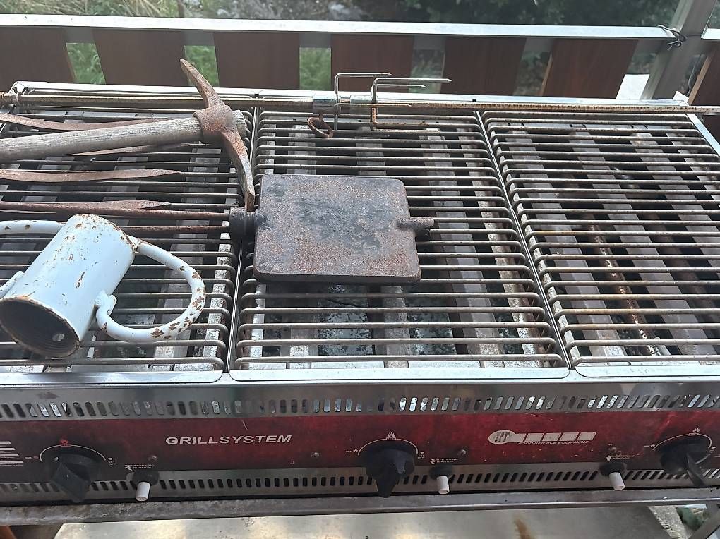 Griglie: Gasgrill Gastro, rollbar.  – Difettoso da Steinmaur venduto da Klound