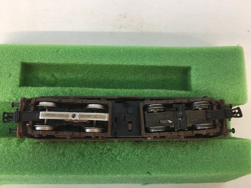 Märklin Modelleisenbahnen: Märklin H0 3035 Elektrolokomotive E 424 FS braun – Gebraucht aus Büsserach von ModellbahnDepot 8