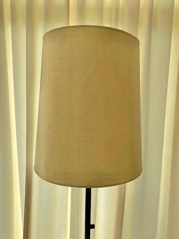 Lampenschirme: 2x grosse Lampenschirme, Stoff creme/beige – Gebraucht aus Meierskappel von starrla