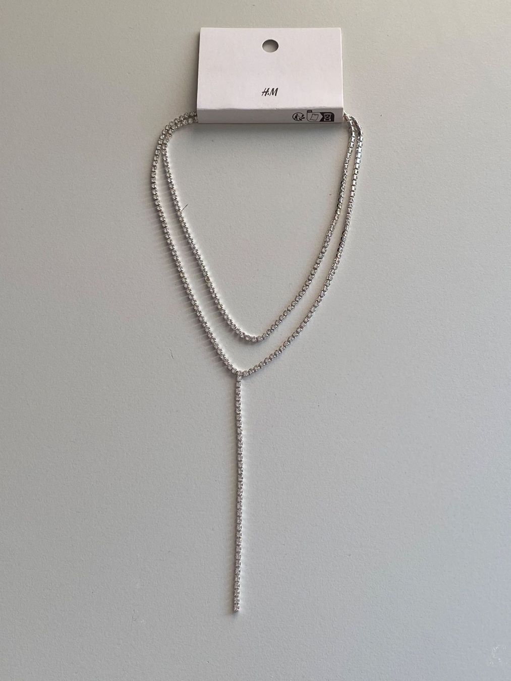H&M Catenine: Silber, glitzernde Halskette - NEU und elegant! – Nuovo e nell'imballaggio originale da Zürich venduto da DeeJayJay