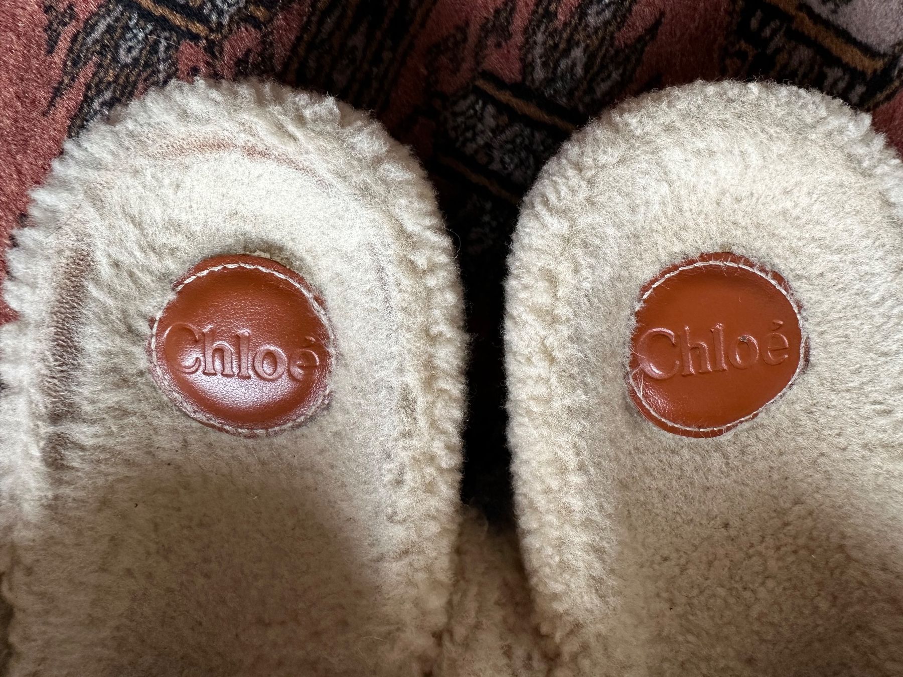 Chloé Chaussures femmes: Chloe Shearling Wave Mules 38 – D'occasion à Erlenbach ZH par Bcrew_2020 2