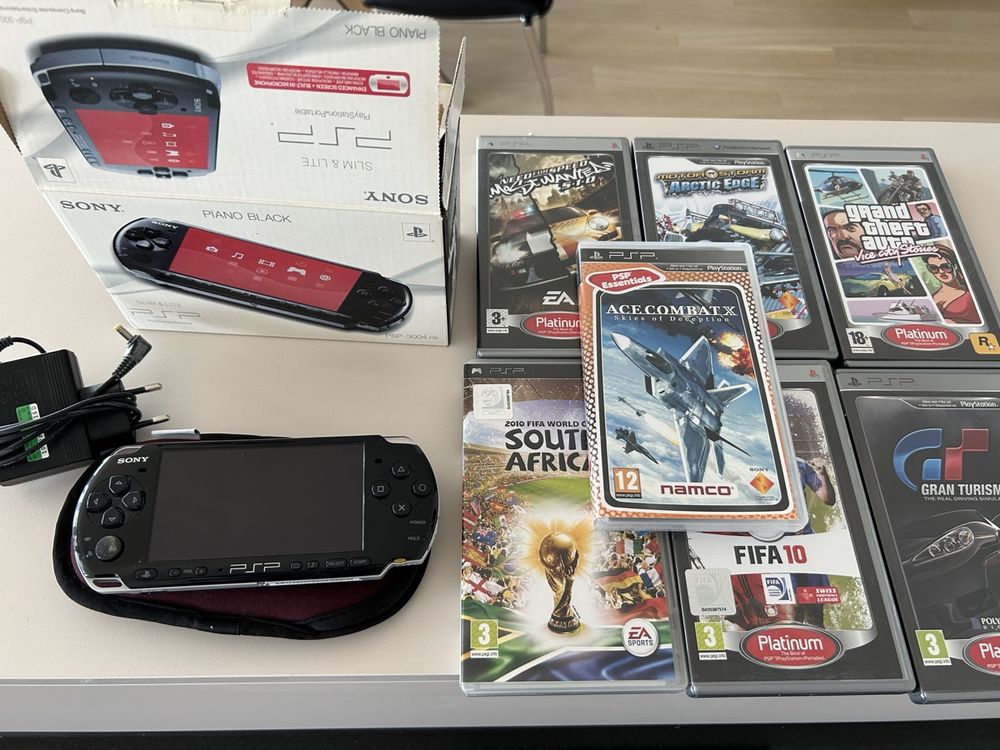 Playstation Portable (PSP) (funktionsfähig) inkl. 7 Spiele Kaufen auf