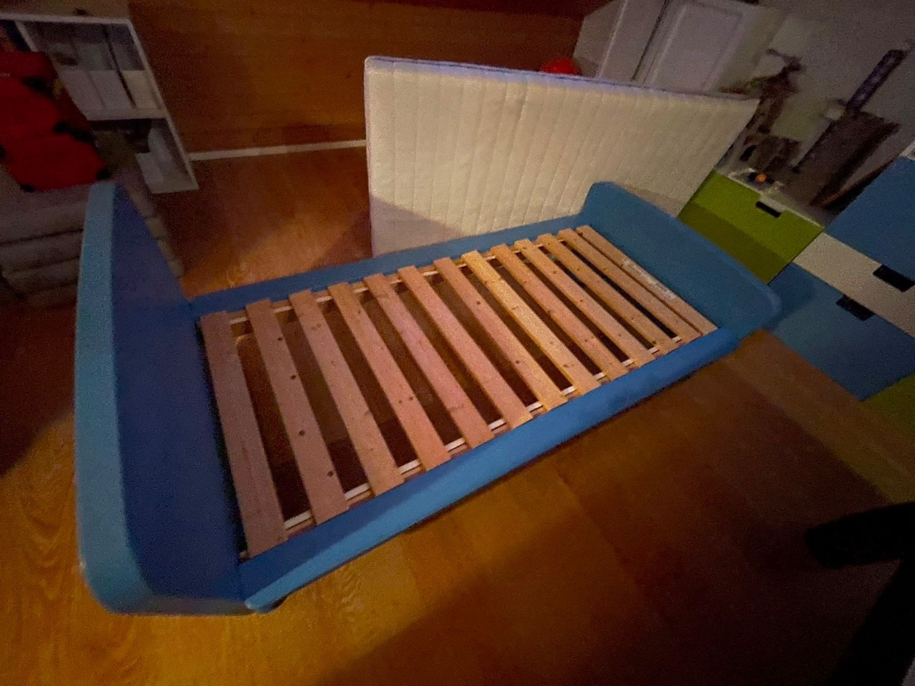 Ikea Letti: IKEA Mammut Kinder bed (blue) – Usato da Basel venduto da joaodvalerio 1