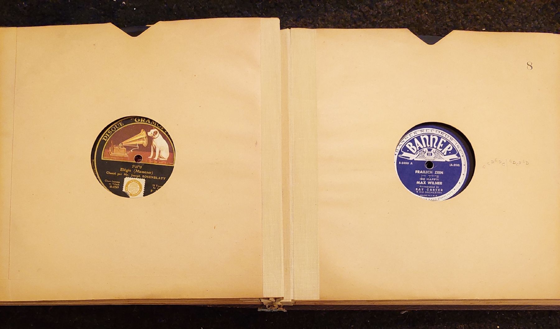 Dischi in vinile: 12x 25cm Schellackplatten mit yiddischer Musik/Interpreten – Usato da Zürich venduto da Cortin 4