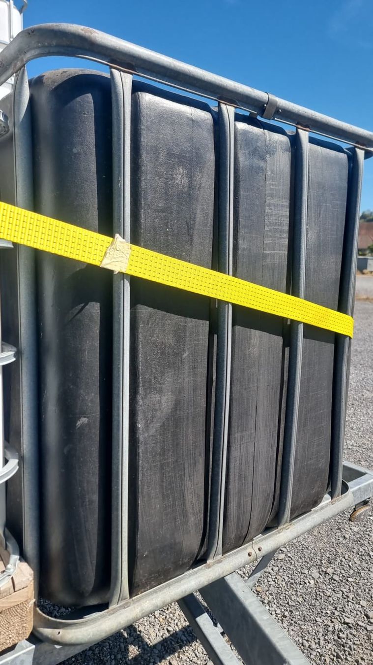 Abreuvoirs & Auges: 2 IBC Wassertank 1000l Wasserbehälter Regenwassertank – D'occasion à Wettingen par ray_boccia 3