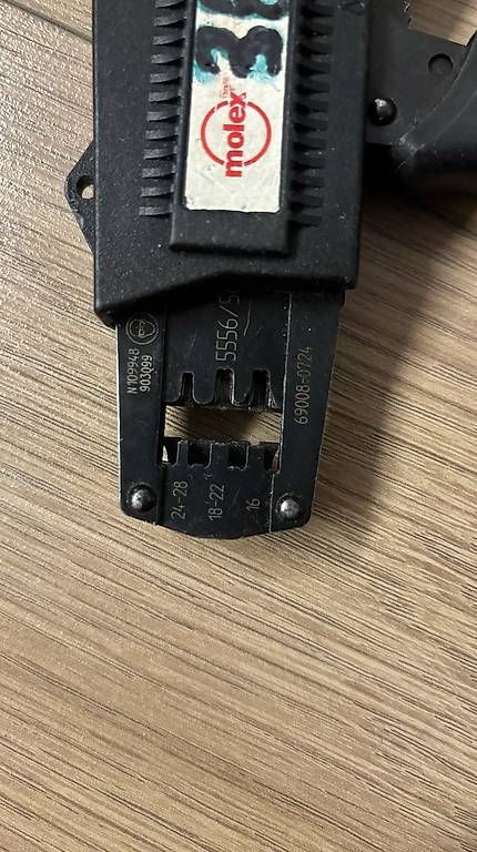 Molex Tutti gli attrezzi: Molex Crimpzange – Usato da Bennau venduto da kruemelmonstah 1