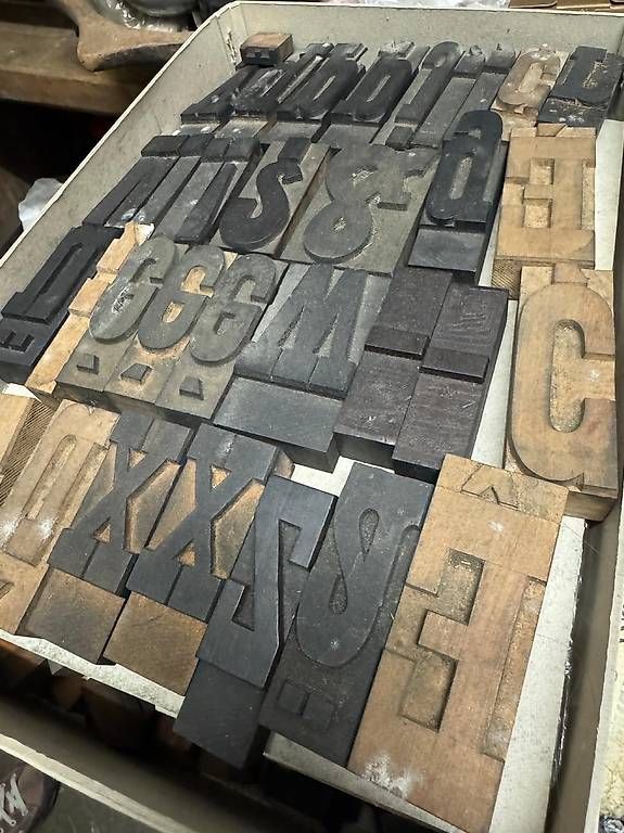Timbri: Holz-Druck-Buchstaben Alt – Usato da zürich venduto da shantima 3