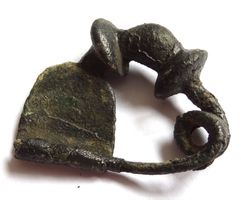Roman bronze fibula (2nd-3rd century AD). Scarce type!