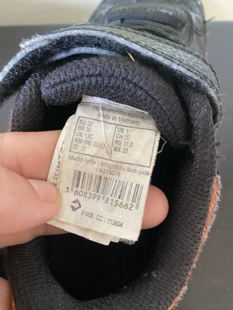 Scarpe per ragazzi: Kinderschuhe Grösse 32 – Usato da Baden venduto da vongillus 2