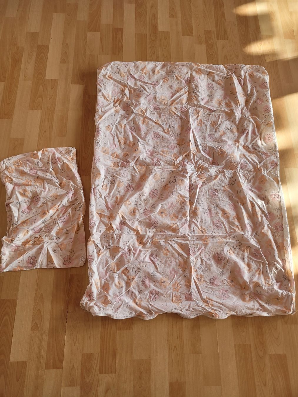 Disney Coperte: Bettanzug Minimouse 100x135 – Usato da Lupsingen venduto da sta_wgg5 3