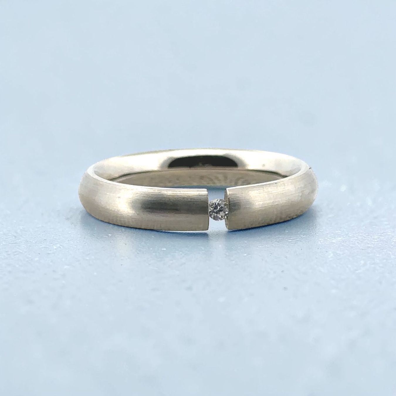 Olga Ribler Anelli: Edelstahlring mit Zirkonia Gr. 58.5 – Nuovo (secondo la descrizione) da Luzern venduto da MonikaS03 2